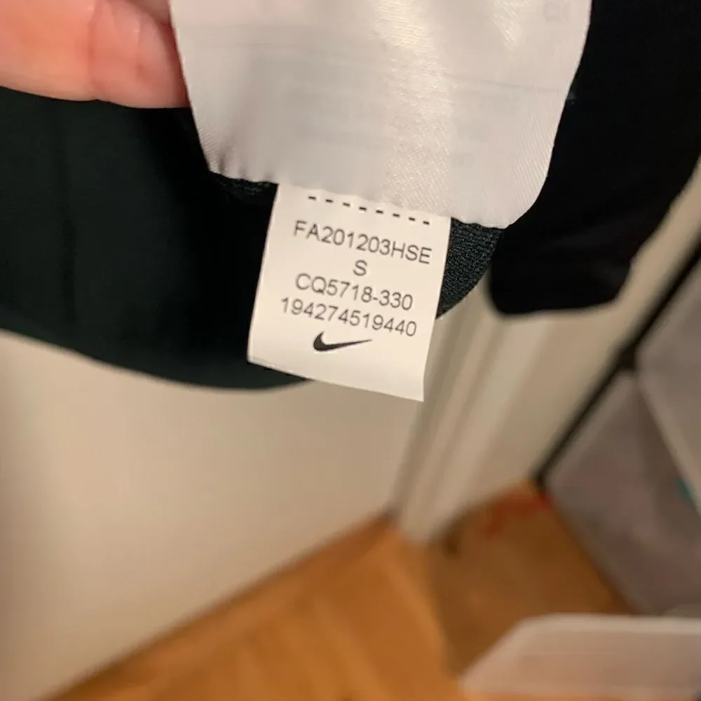 Nike EUC on field Michigan state Spartans green/black quarter zip up Size Small